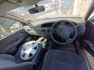 Renault Megane stripping for spares