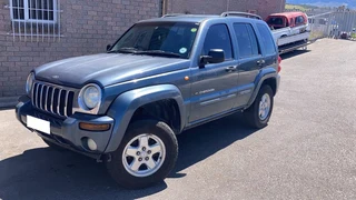 Jeep Grand 3.7 V6 2002 spares for sale