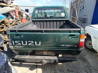 Isuzu KB280 DT LX stripping for spares.