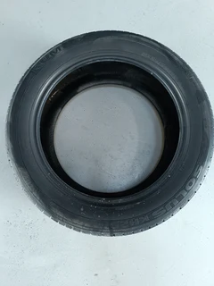 225.50R17 Kumho Solus KH25 Tyre for sale.