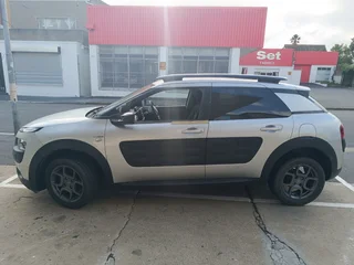 Citroen C4 Cactus 1.2t puretech turbo spares for sale.