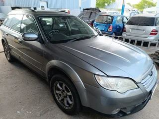 Subaru Outback 2.5i 2008 spares for sale.