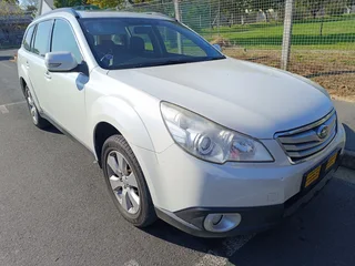 Subaru Outback 2.5i Premium CVT 2009 spares for sale.