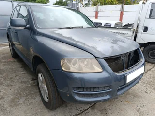 VW Touareg 2006 spares for sale.