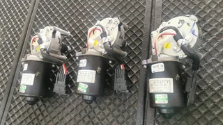 Nissan NP200 and Renault Logan wiper motors for sale.