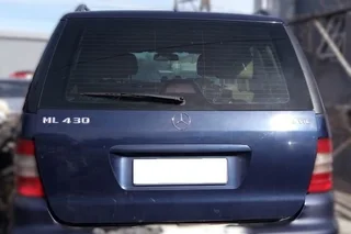 Mercedes ML430 W163 2002 4matic boot lid for sale.