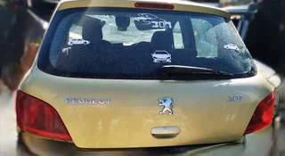 Peugeot 307 1.6 Hatch 2003 boot lid for sale.