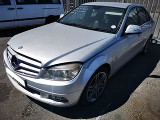 Mercedes C200 Kompressor W204 2008 stripping for spares.