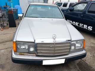 Mercedes W124 230E stripping for spares.