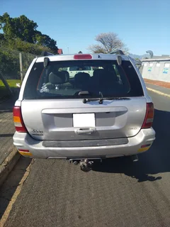 Jeep Grand Cherokee 2.7 cdi stripping for spares.