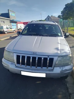Jeep Grand Cherokee 2.7 cdi stripping for spares.