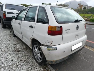 VW Polo Playa 1.4 2001 spares for sale.