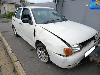 VW Polo Playa 1.4 2001 spares for sale.