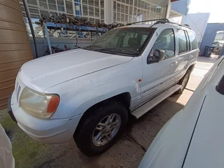 Jeep Grand Cherokee 2.7 CDI 2000 spares for sale.