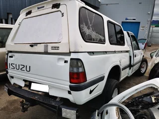 Isuzu KB250 Single Cab LWB 2x4 2001 spares for sale.