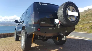 Jeep Cherokee Limited 3.0 crd V6 4x4 2006 spares for sale.