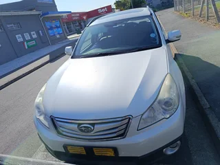 Subaru Outback 2.5i Premium CVT 2009 spares for sale.