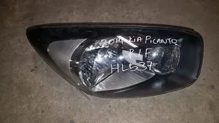 Kia Picanto 2014 right front headlight for sale.