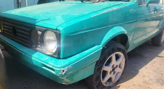 VW Golf MK1 stripping for spares.