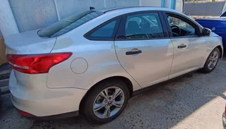 Ford Focus 2017 stripping for spares.
