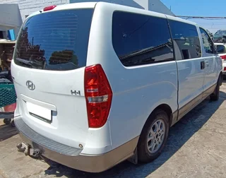 Hyundai H1 2011 stripping for spares.