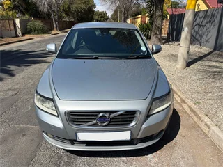 Volvo S40 2.0 Auto