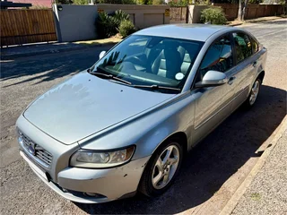 Volvo S40 2.0 Auto