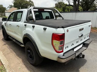 Ford Ranger 3.2 XLT 4x2 Auto