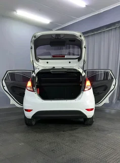 2016 Ford Fiesta 1.0 EcoBoost ambiente hatchback