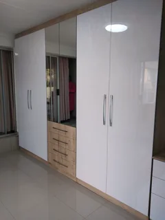 Bedroom Cupboards Year End Specials