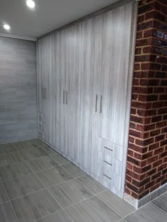 STORAGE CUPBOARDS YEAR END SPECIALS