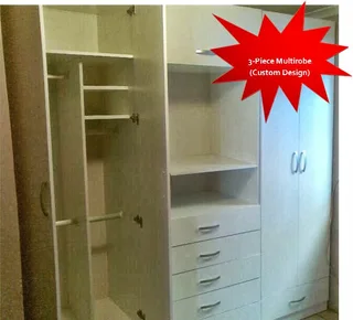 WALK IN CLOSETS CHRISTMAS SPECIALS .