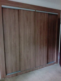 WALK IN CLOSETS CHRISTMAS SPECIALS .