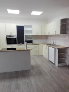 KITCHEN CUPBOARDS AT LOW LOW PRICES .