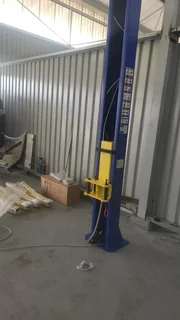 Vehicle Lifts/Hydraulic Car Lifts - Car Lifts For Sale 2 Post 4 ton 220vNew.