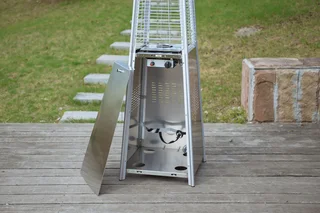 Pyramid Flame patio heater /Gas heater.