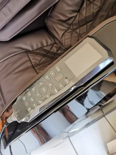 Zero Gravity Full Body Massage Chair. Infinity X with Voice Command Technology.