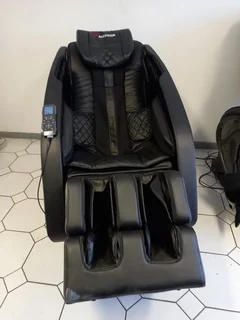 The NEX GEN-X ZERO GRAVITY MASSAGE CHAIR.