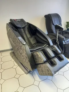 Zero Gravity High Quality Massage Chair. Nex Gen X.