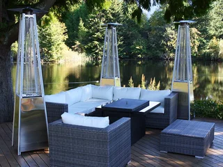 Pyramid Flame patio heater /Gas.