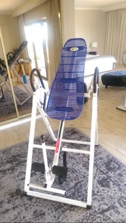 PRO STAR 9005 BACK THERAPY INVERSION TABLE.