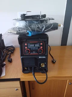 MULTI MIG WELDING MACHINE -200L INVERTER MIG/TIG/MMA/CUT.