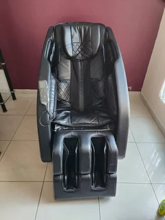 Luxury zero gravity massage chairs- Huge festive season sale!