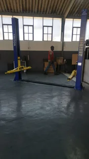 CAR HOIST 2 POST 4 TON. 220v/NEW.