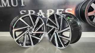 17 inch CWT 992 5 100 mags for sale !!