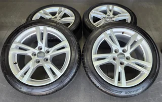 A3 17 inch S Line mags with Hankook Tyres for sale!!