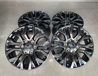 Ford Ranger Stormtrak / Ford Ranger Thunder 18 inch mags !!