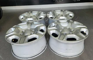 Ford Ranger XLT 17 INCH  mags for sale!!