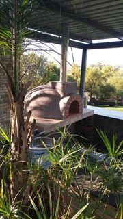 WOOD BURNING PIZZA OVENS