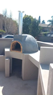 WOOD BURNING PIZZA OVENS